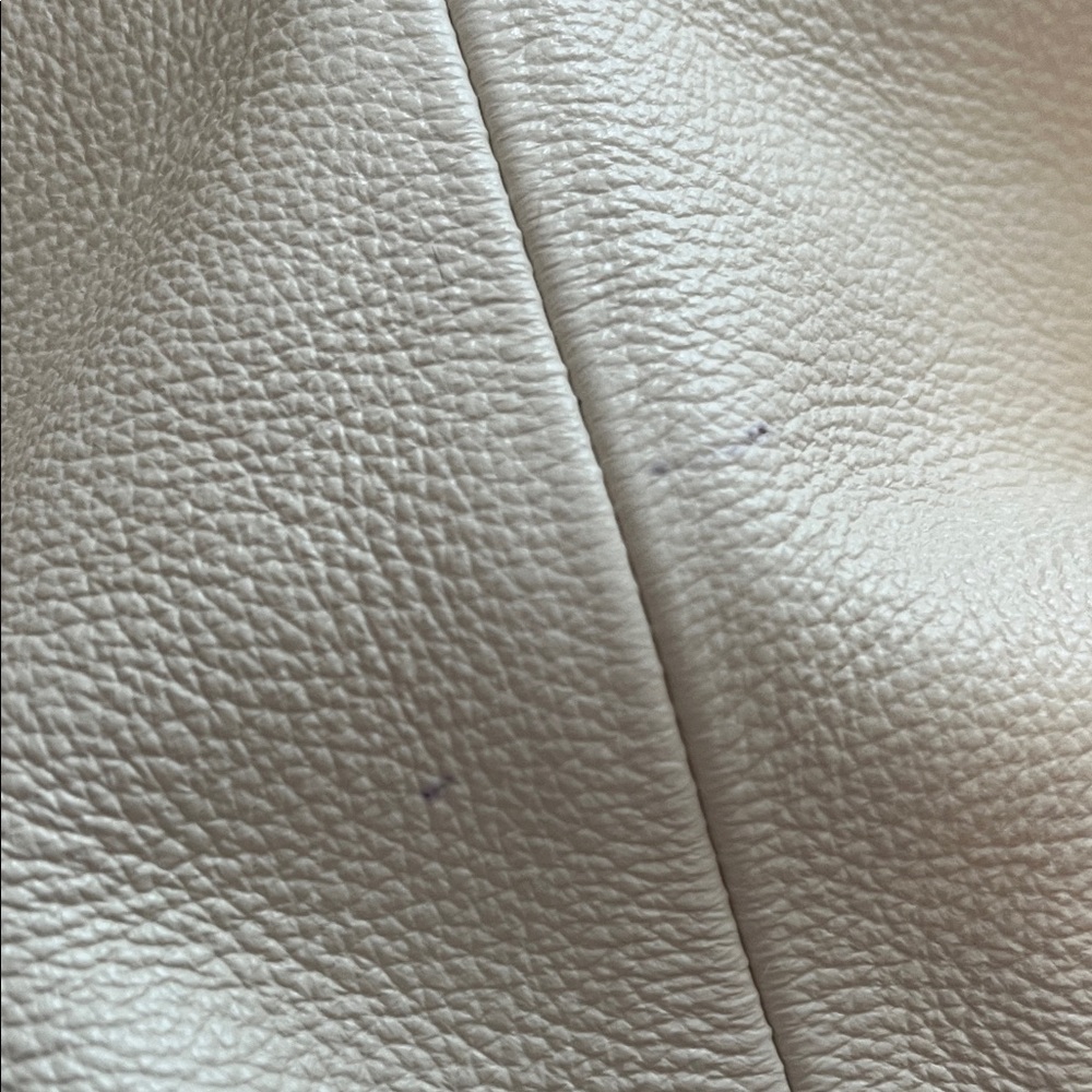 Coach Billie Chalk White Pebbled Leather Backpack w/Adjustable Straps & Pockets! - Picture 16 of 16